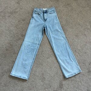Women's Light Blue Jeans